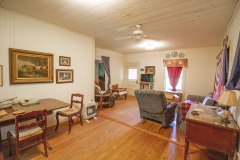 Farmhouse-living