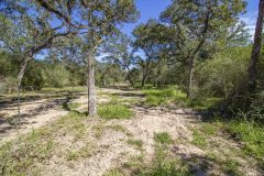 Navidad-River-Ranch-low-fence