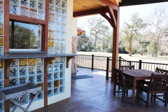 ross ranch back patio bar