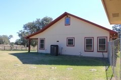 ross ranch guest house side