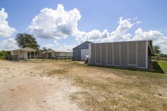 barns