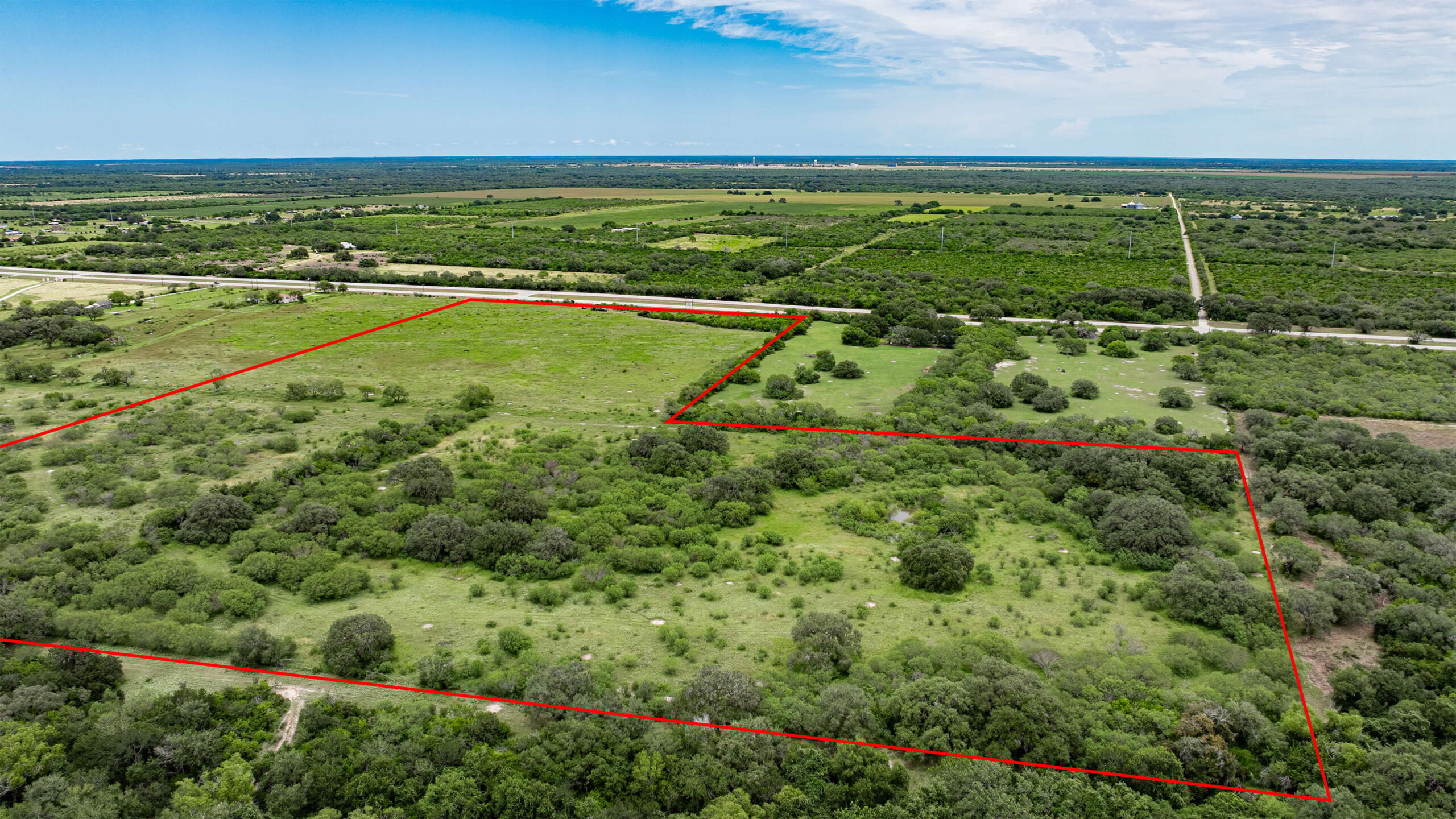 48+/- Acre Bee County Property